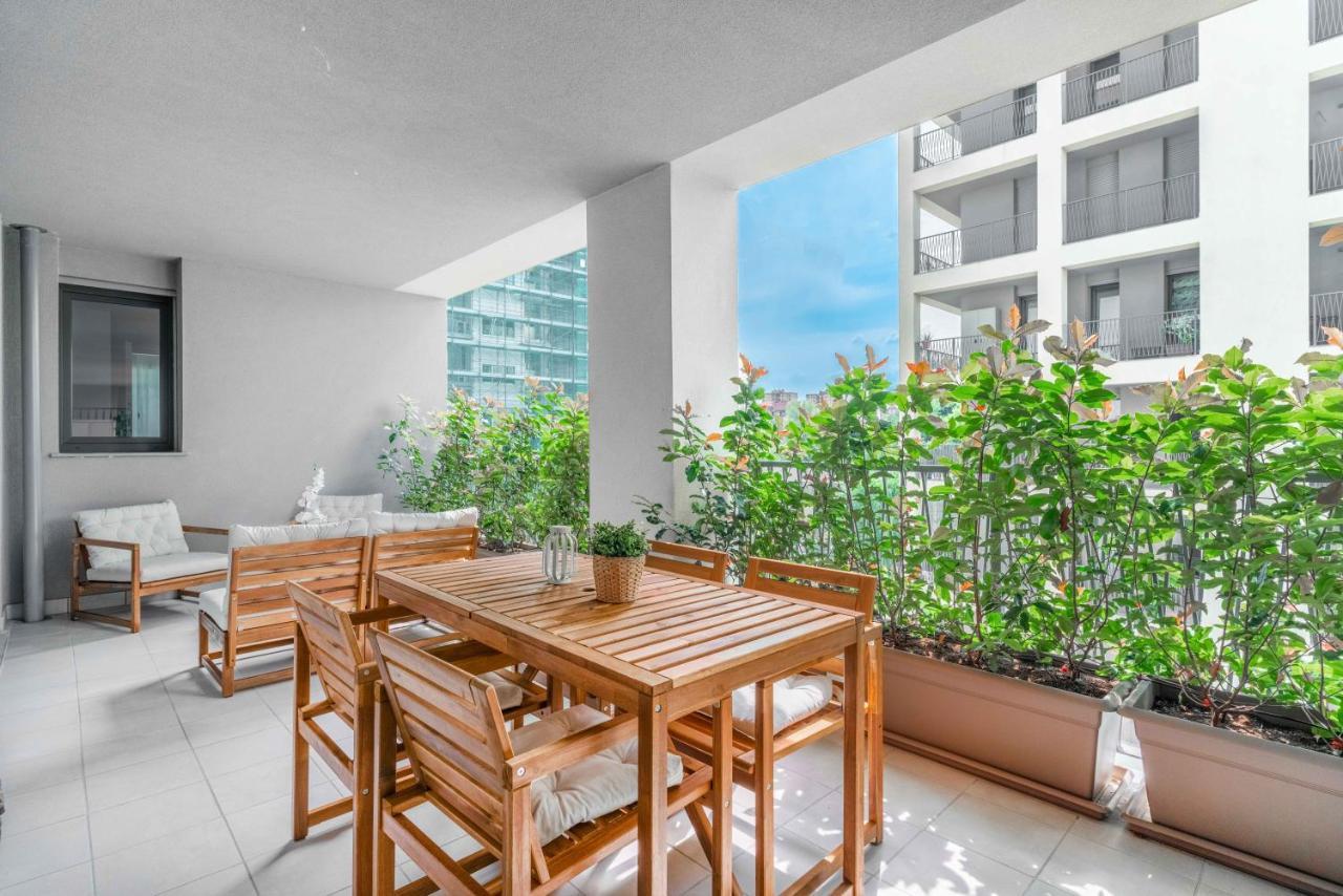 Modern With Terrace & Garage By Ndp Rent Apartment Милано Екстериор снимка