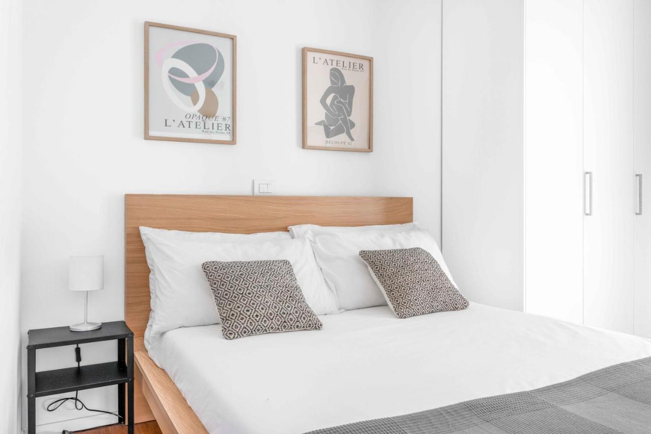 Modern With Terrace & Garage By Ndp Rent Apartment Милано Екстериор снимка